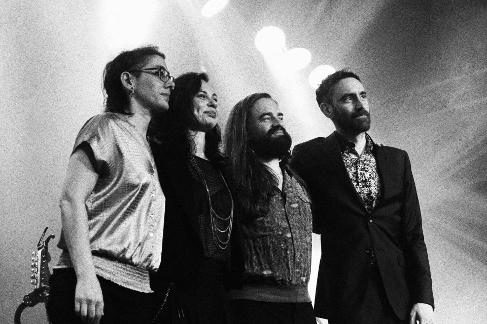 Michelle Gurevich mit Band