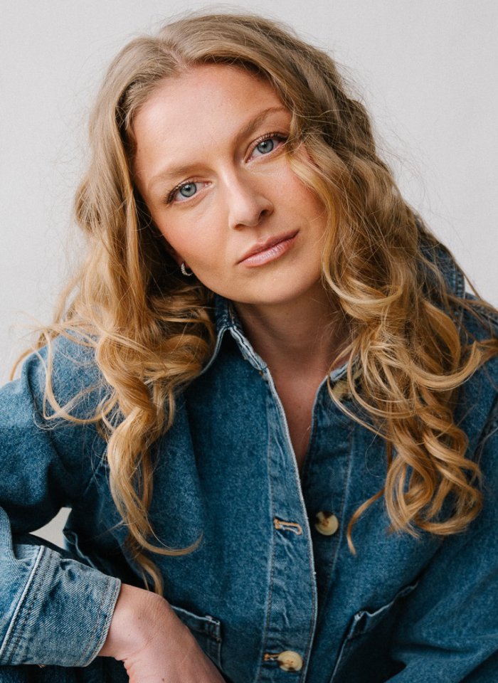 Annika Lisia Annika Lisia