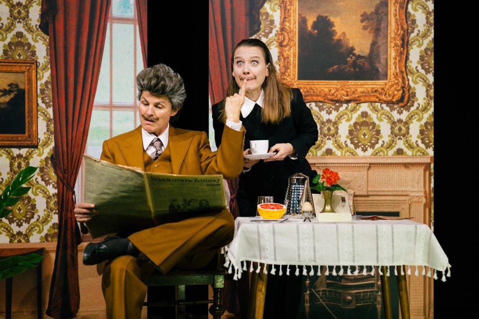 Doris Hindinger, Charlotte Krenz