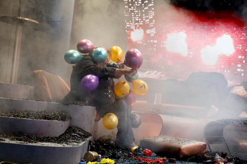 APOKALYPSE MIAU Volkstheater Wien