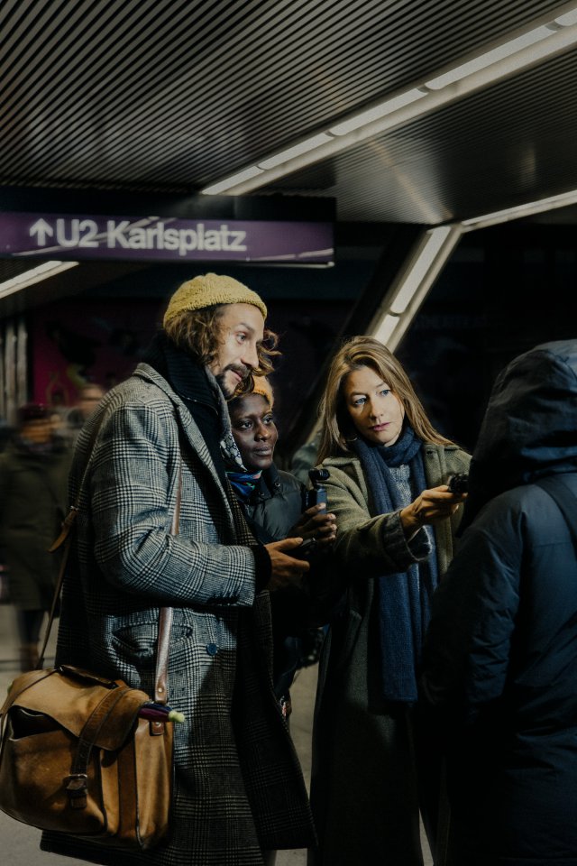 Bernardo Arias Porras, Nancy Mensah-Offei, Johanna Wokalek