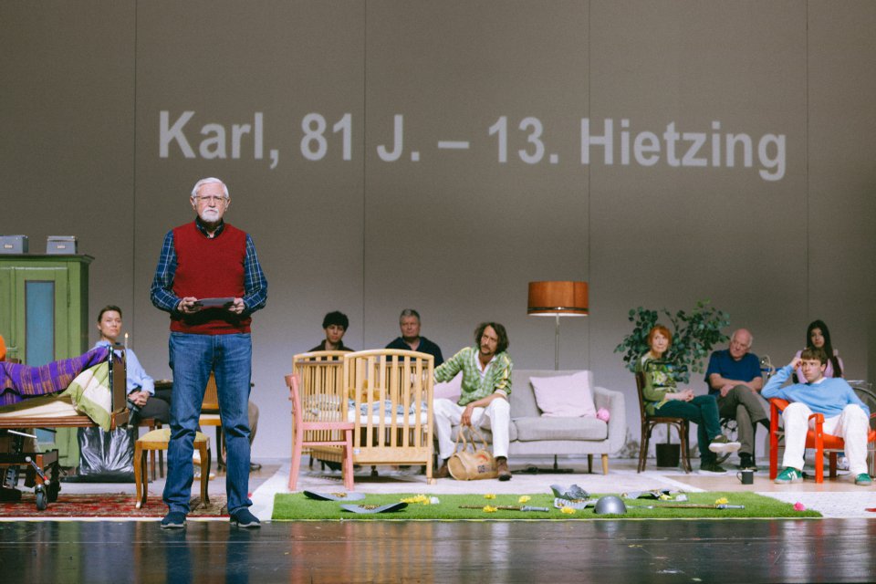 Bernardo Arias Porras, Vinzenz Sommer, Statist:innen