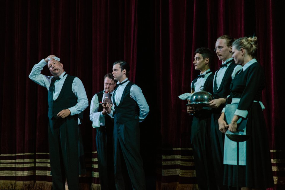 Tjark Bernau, Maximilian Pulst, Andrej Agranovski, Josef Mohamed, Elias Maria Burckhardt, Katharina Kurschat Tjark Bernau, Maximilian Pulst, Andrej Agranovski, Josef Mohamed, Elias Maria Burckhardt, Katharina Kurschat