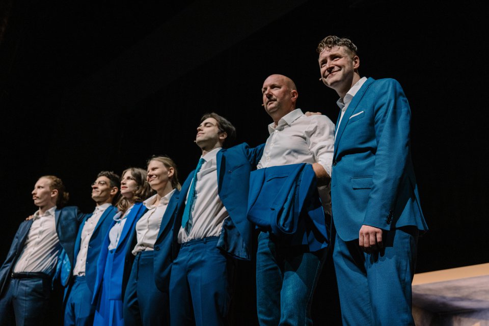 Elias Maria Burckhardt, Josef Mohamed, Anna Rieser, Katharina Kurschat, Andrej Agranovski, Tjark Bernau, Maximilian Pulst Elias Maria Burckhardt, Josef Mohamed, Anna Rieser, Katharina Kurschat, Andrej Agranovski, Tjark Bernau, Maximilian Pulst