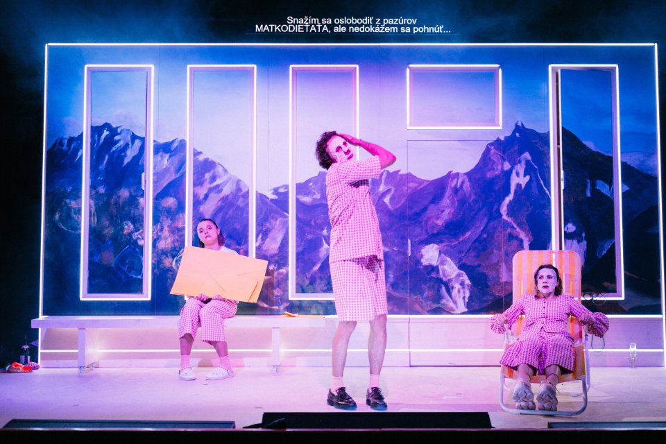 Aleksandra Ćorović, Philip Kelz, Anna Rieser