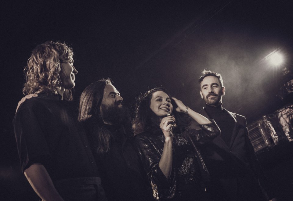 Michelle Gurevich mit Band